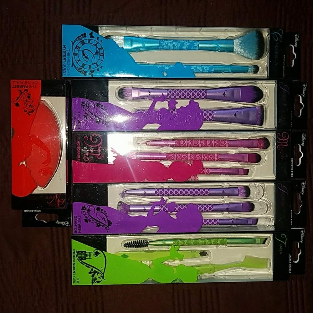 Disney make-up brushes